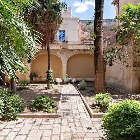 Palazzo Apostolico Orsini - Selection Apartament Lecce
