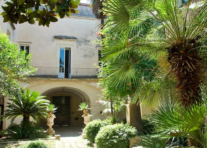 Palazzo Apostolico Orsini - Selection * レッチェ